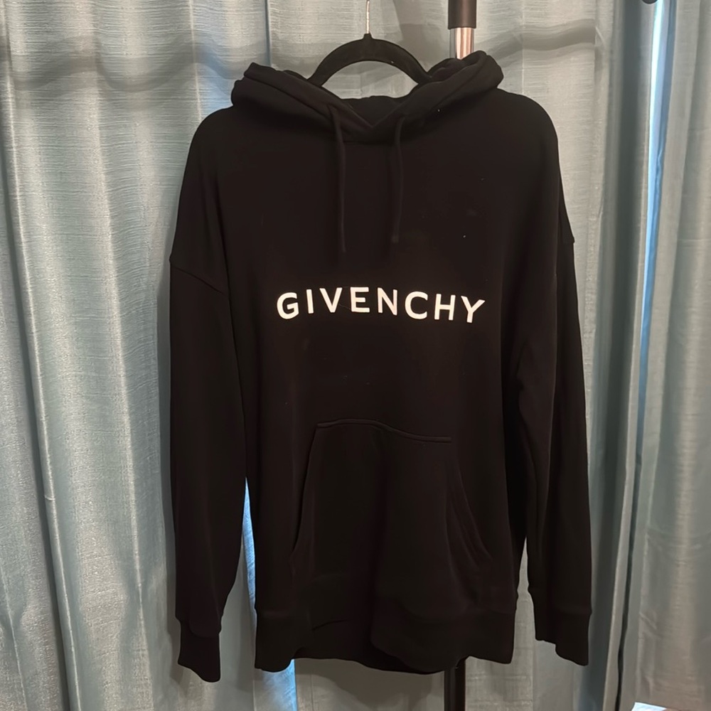 Men’s Givenchy Hoodie
